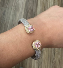 Load image into Gallery viewer, Textured Gem Bracelet
