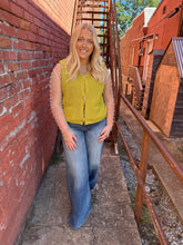 Load image into Gallery viewer, Rhiannon
