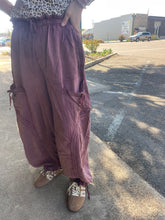 Load image into Gallery viewer, Zoe Pants
