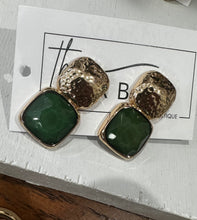 Load image into Gallery viewer, Medium Birdie Earrings
