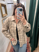 Load image into Gallery viewer, Jacy Button Up
