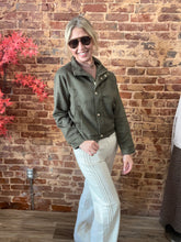 Load image into Gallery viewer, Joss Suede Jacket
