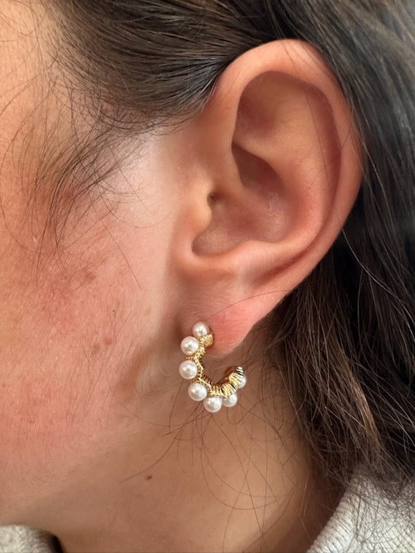 Linked Pearl Hoops