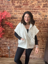 Load image into Gallery viewer, Ingrid Quilted Vest

