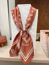 Load image into Gallery viewer, Pearl Scarf
