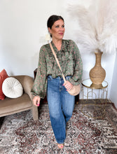 Load image into Gallery viewer, Cello Wide Leg Jeans
