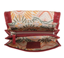 Load image into Gallery viewer, Eloise Crackled Leather Wallet
