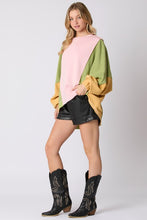 Load image into Gallery viewer, Hit the Road Oversized Sweatshirt
