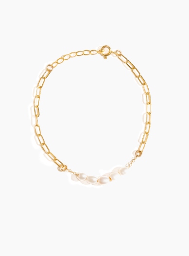 Organic Pearl Essential Bracelet: Gold-filled/Pearl