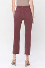 Load image into Gallery viewer, Jeanne High Rise Slim Straight
