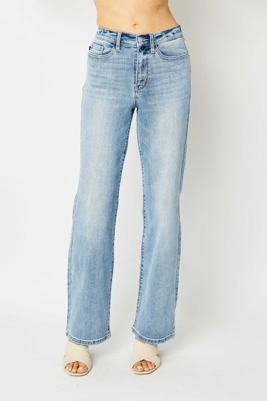 Light Wash Straight Jean