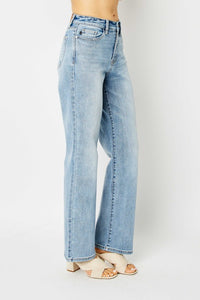 Light Wash Straight Jean