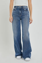 Load image into Gallery viewer, Cello Wide Leg Jeans
