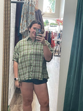 Load image into Gallery viewer, Tefi Button Up
