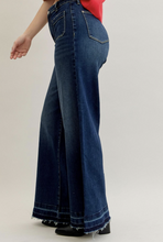Load image into Gallery viewer, Judy Blue Palazzo Jeans

