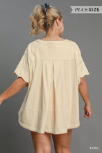 Load image into Gallery viewer, Salli Scallop Oversized Top
