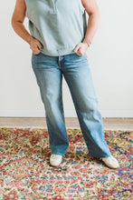 Load image into Gallery viewer, Ella Jeans
